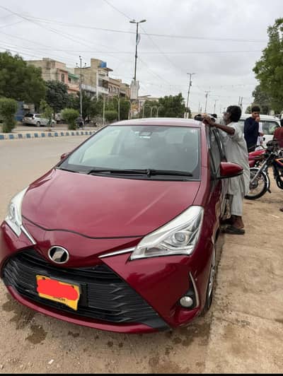 Toyota vitz car first owner  push start full option