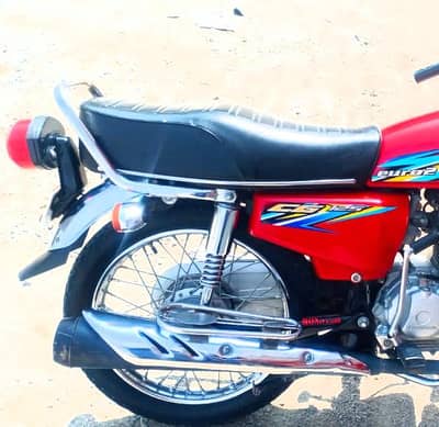 Honda 125 cc WhatsApp contact 03::22::6337545