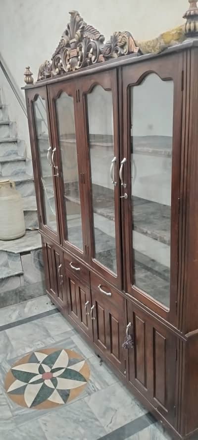 1 year use Hua hy bilkul Saaf hay .