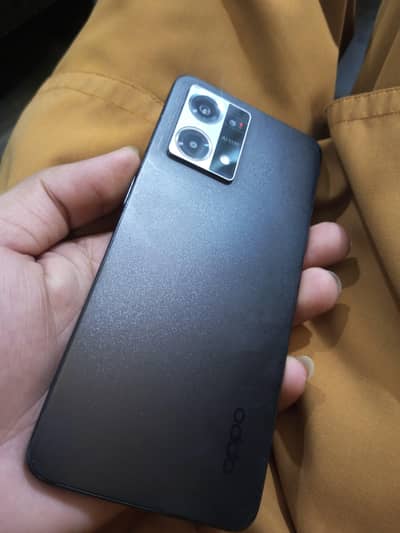 oppo F21pro 8/128.03084553579