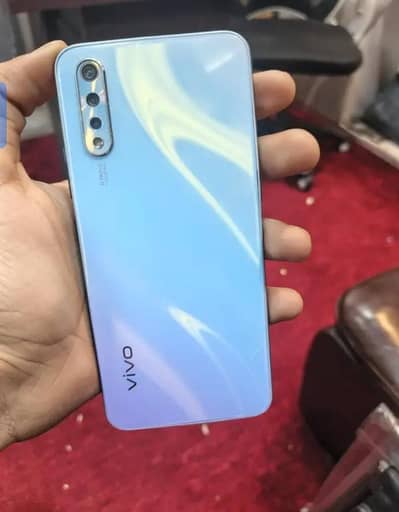 vivo s1 8gb256 Gb