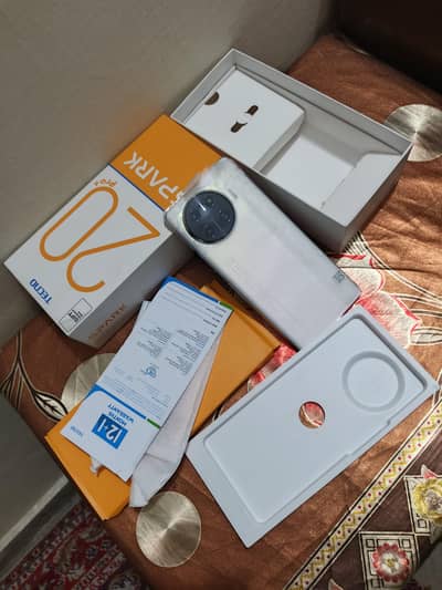 techno Spark 20 Pro Plus