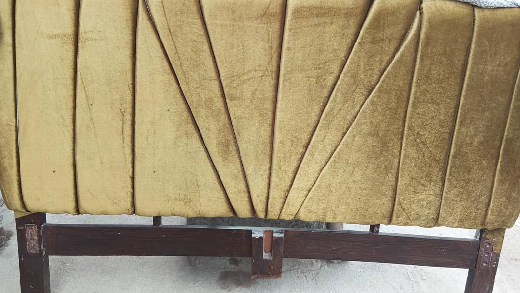 ​سن برسٹ ویلویٹ ہیڈ بورڈ 0 5