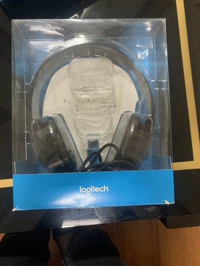 Logitech H540 HD USB Headset - Premium Audio & Noise Cancelling Mic