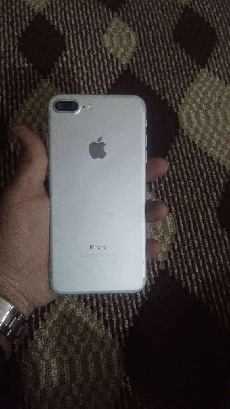 iPhone 7 Plus 4