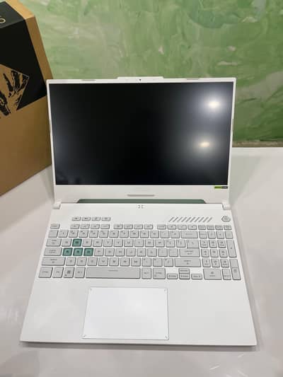 ASUS TUF A15 RTX 4070 R9-7940H 1TB/16GB 2. K/165HZ