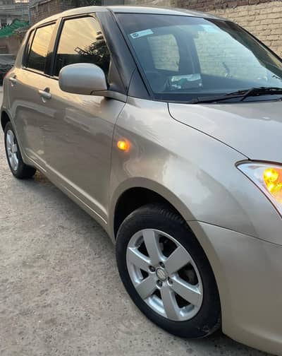 suzuki swift dlx automatic