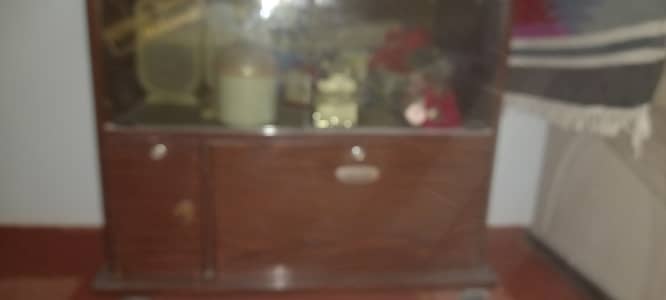 TV Trolley in Excellent Condition