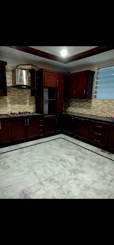 35x70 10 Marla Ground portion for Rent G-13/3