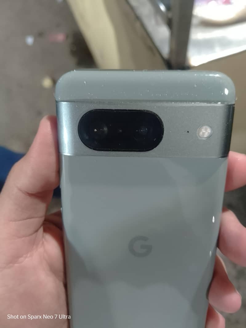 Google pixel 8 1