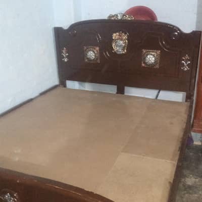 Wooden king bed for sale urgent