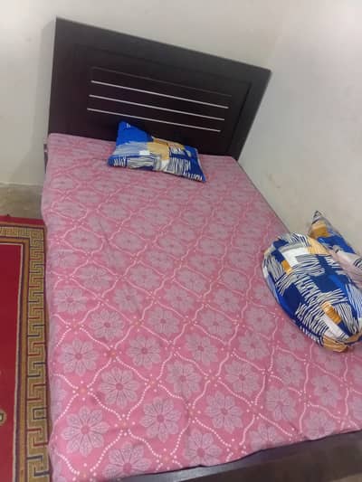 QUEEN SIZE BED AVAILABLE RS. 15000/=03471236779