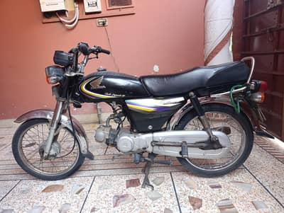 Honda cd 70 8/10 condition