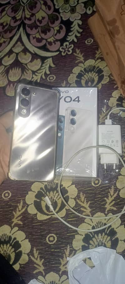 Vivo Y04 wd cmplete box