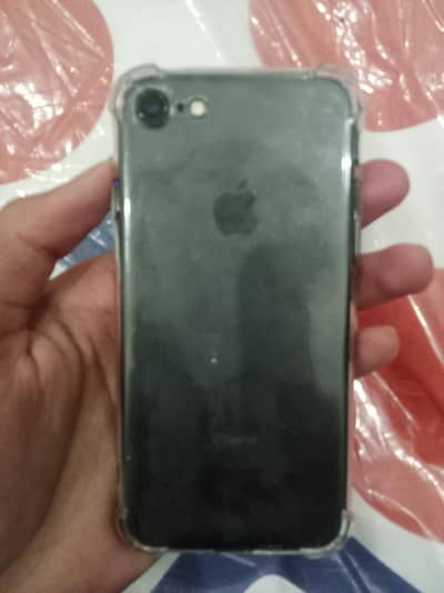 Selling My Iphone 7 used Battery On Service Battery Health 74%