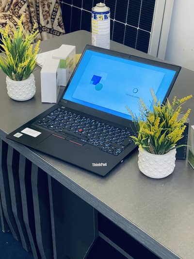 Lenovo think-pad  i5 10th Generation 16GB DDr4 Ram