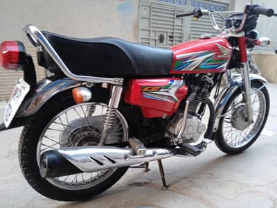 HONDA 125 2023 Karachi No Genuine %03%13%20%77%1%20