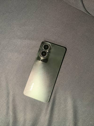 Realme c67 8/128 snapdragon