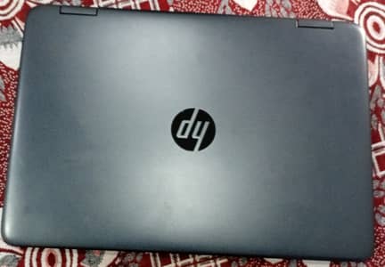 Hp Probook 640 g2. Core i5 6th gen 256gb SSD 8gb ram hd 1080p display.