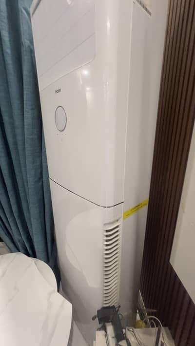 Brand New Floor Standing AC 2 Ton inverter