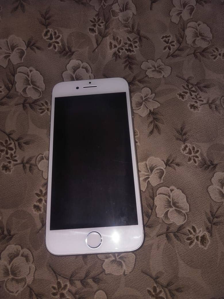 iPhone 8 (sim working) 2