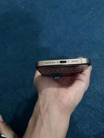 iPhone 16 pro max jv