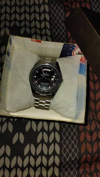 best quality watch, Rolex day and date model, good quality of chain