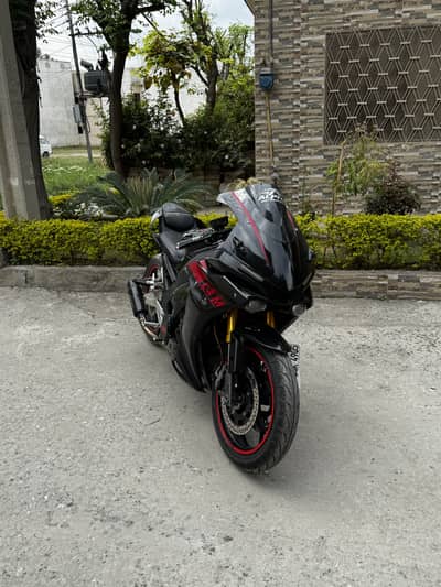 Yamaha R1-M