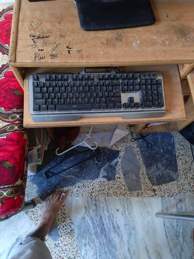 New computer only four months used