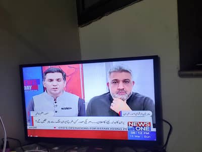 Samsung 32 inch  full HD LED TV 10/10 condition