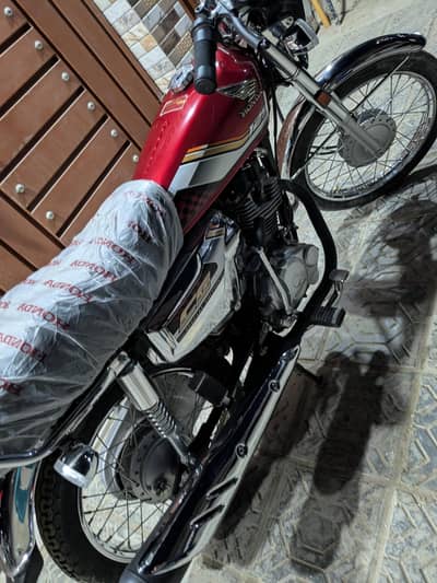 CG 125 SILVER EDITION