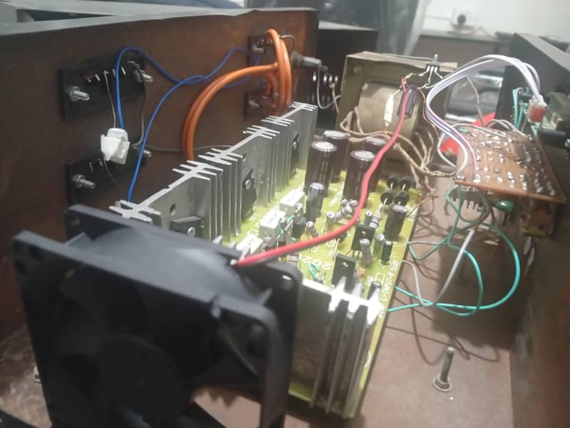 Amplifier Custom Made 4