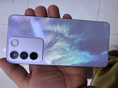 8+8 256 gb very good condition