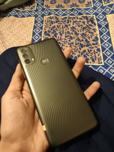 4 ram 64 memory snapdragon 765 processor