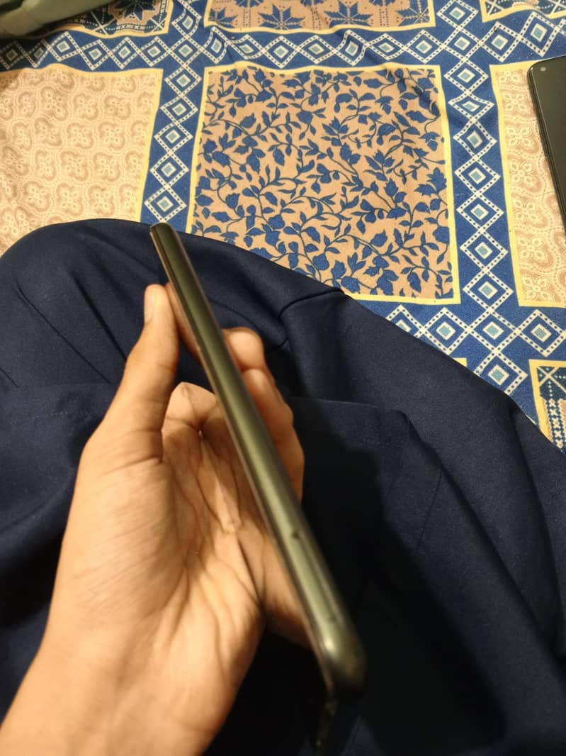 4 ram 64 memory snapdragon 765 processor 3