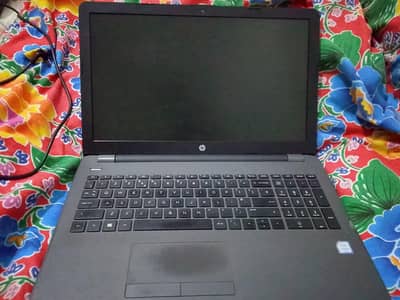 hp i5 core 7 jnration 8 ram 256 memory