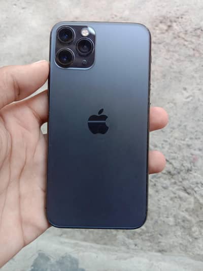 I phone 11 pro 256 non pta 10/10 totally original only serious buyer