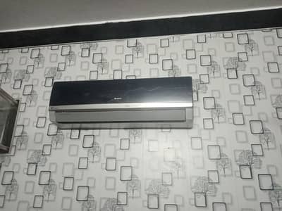 G10 GREE inverter heat and cool Ac