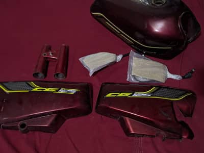 Honda 125 Fuel tank , Tappay, kannay one tapa break from side