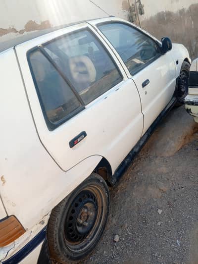 I'm selling my anda Charade in very good condition