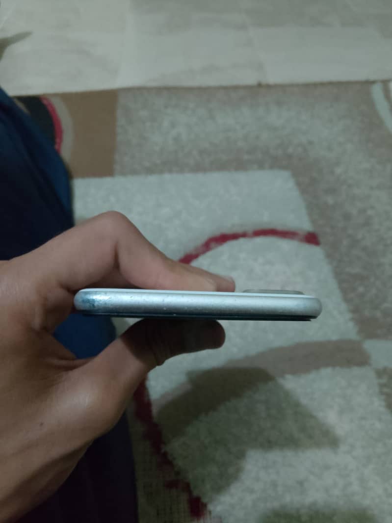 Iphone 7plus read ad 1