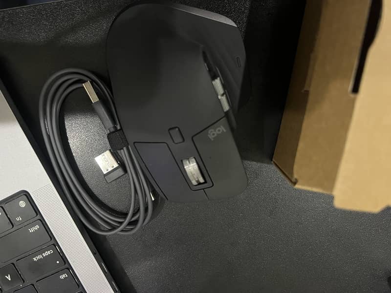 MX Master 3S Logitech Mouse 0