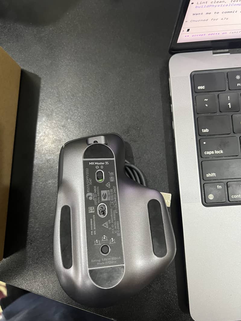 MX Master 3S Logitech Mouse 4