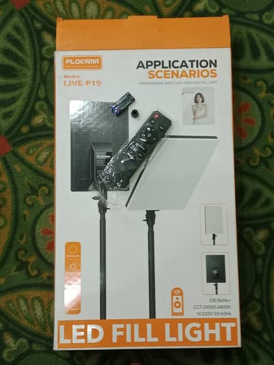 stand and Light - Video stand and Light