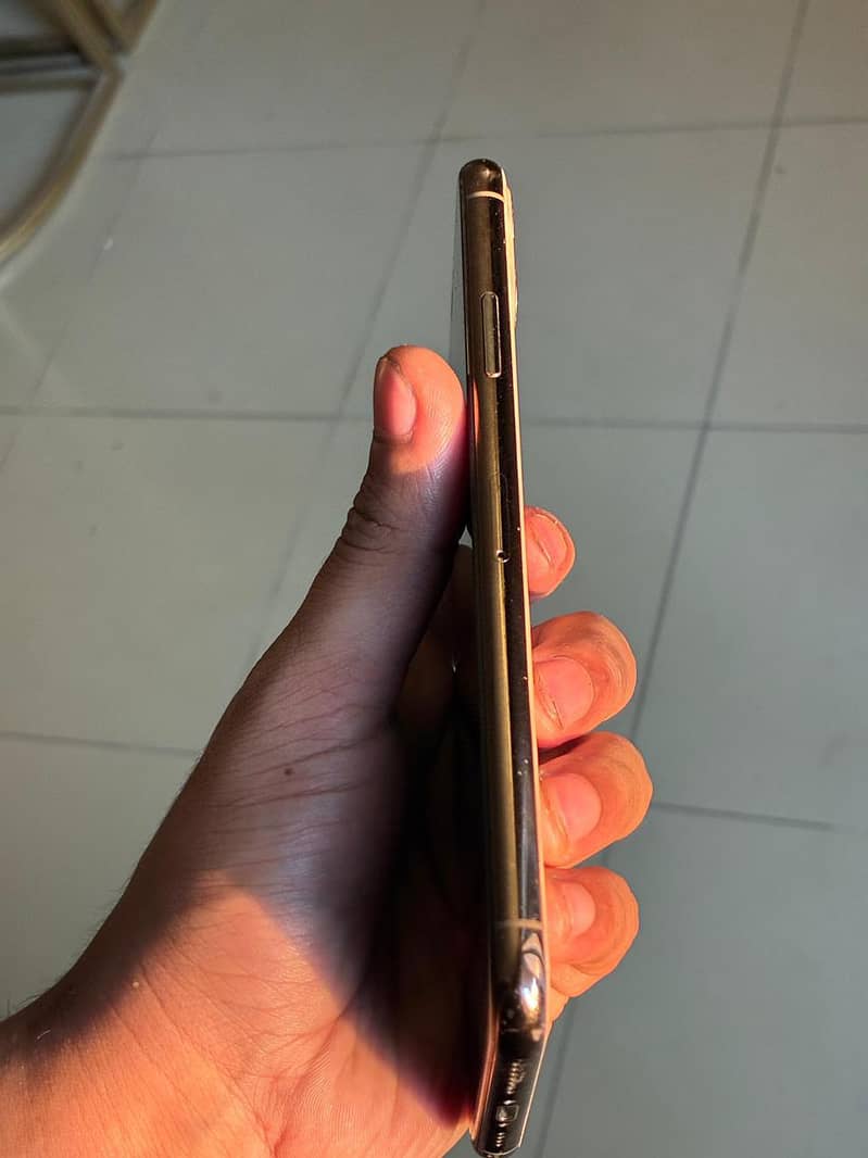 iphone 11 pro max PTA APPROVED 1