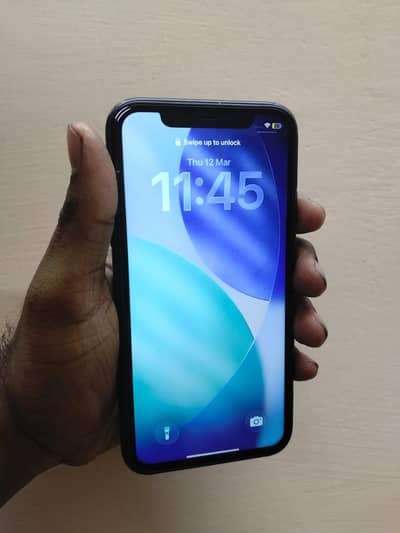 Urgent sale Iphone 11 in low price