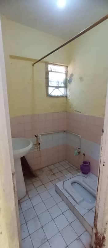 2 bed launch iqra complex 8