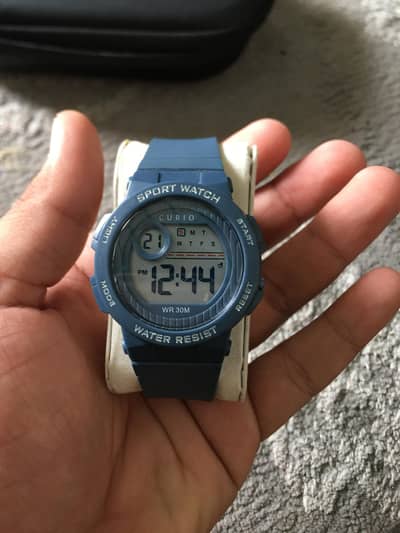 curio sports watch orignal