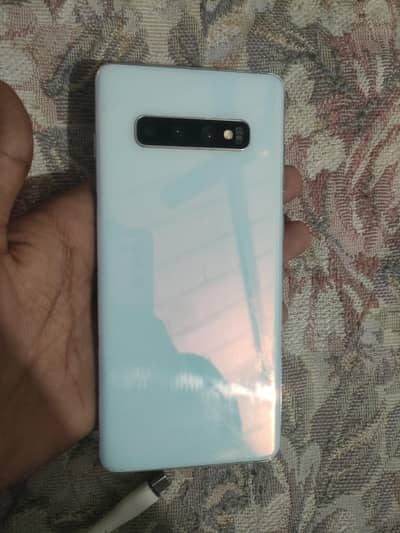 Samsung S10 Plus Urgent Sale no exchange