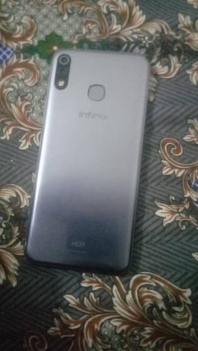 Infinix hot8